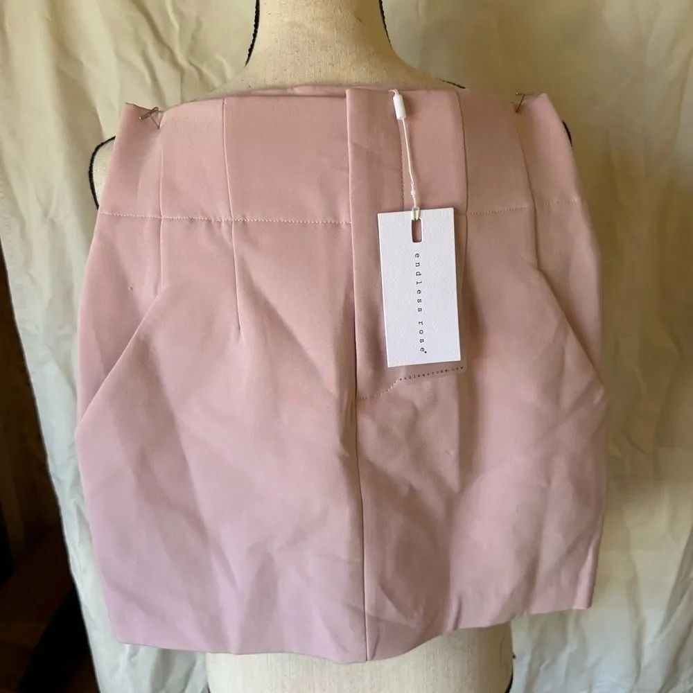 NWT Endless Rose Pink Skirt